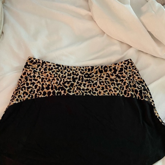 Outdoor Voices Exercise Skort leopard cheetah - Picture 4 of 4